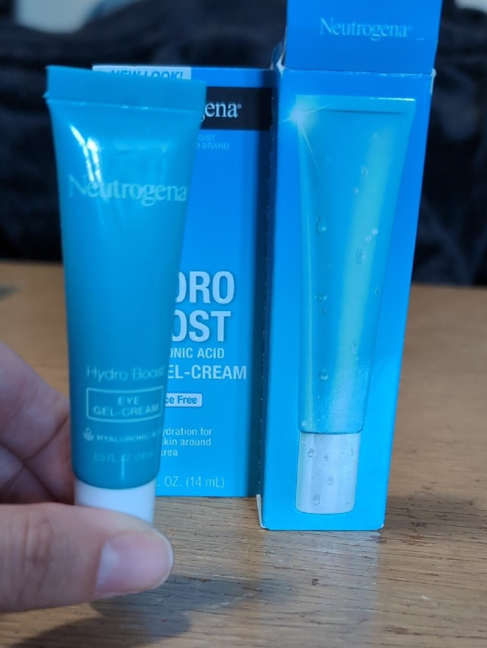 Neutrogena Eye Cream & Skincare Set - Picture 7 of 9